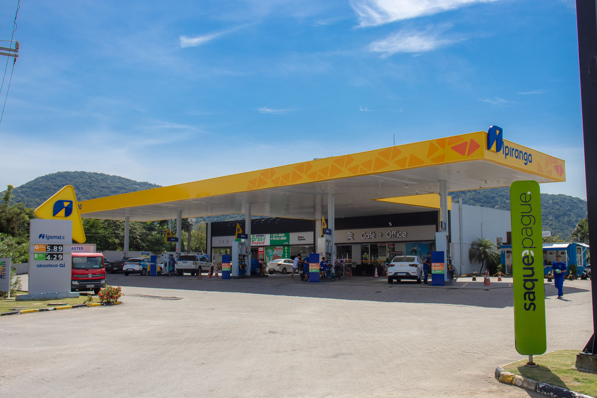 Posto de Gasolina em Steel Frame